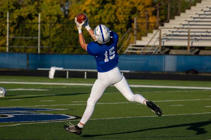 Josh DiBlasio hauls in a pass for Hilliard Davidson (photo courtesy of the DiBlasio family)